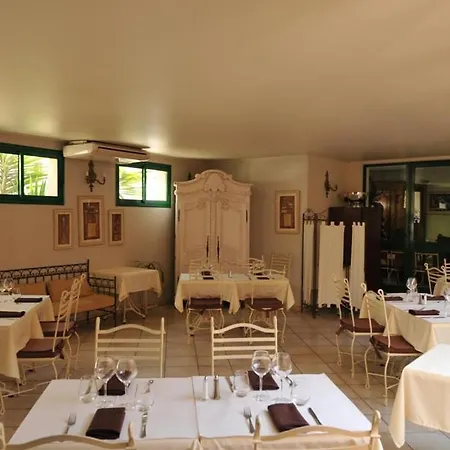 Hotel Franceschini Ghisonaccia